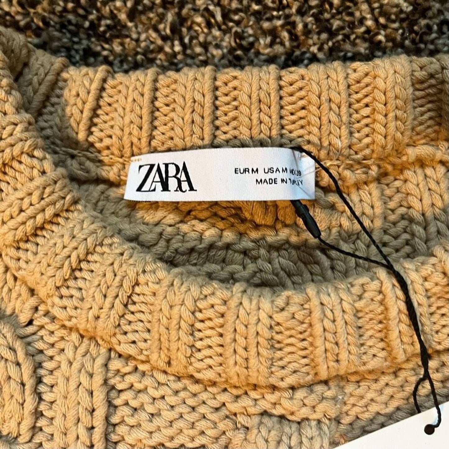 NWT Zara Cable Knit Sweater Size Medium