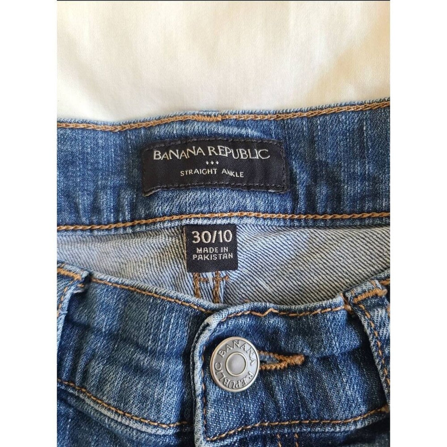 Banana Republic Crop Jeans Size 30/10