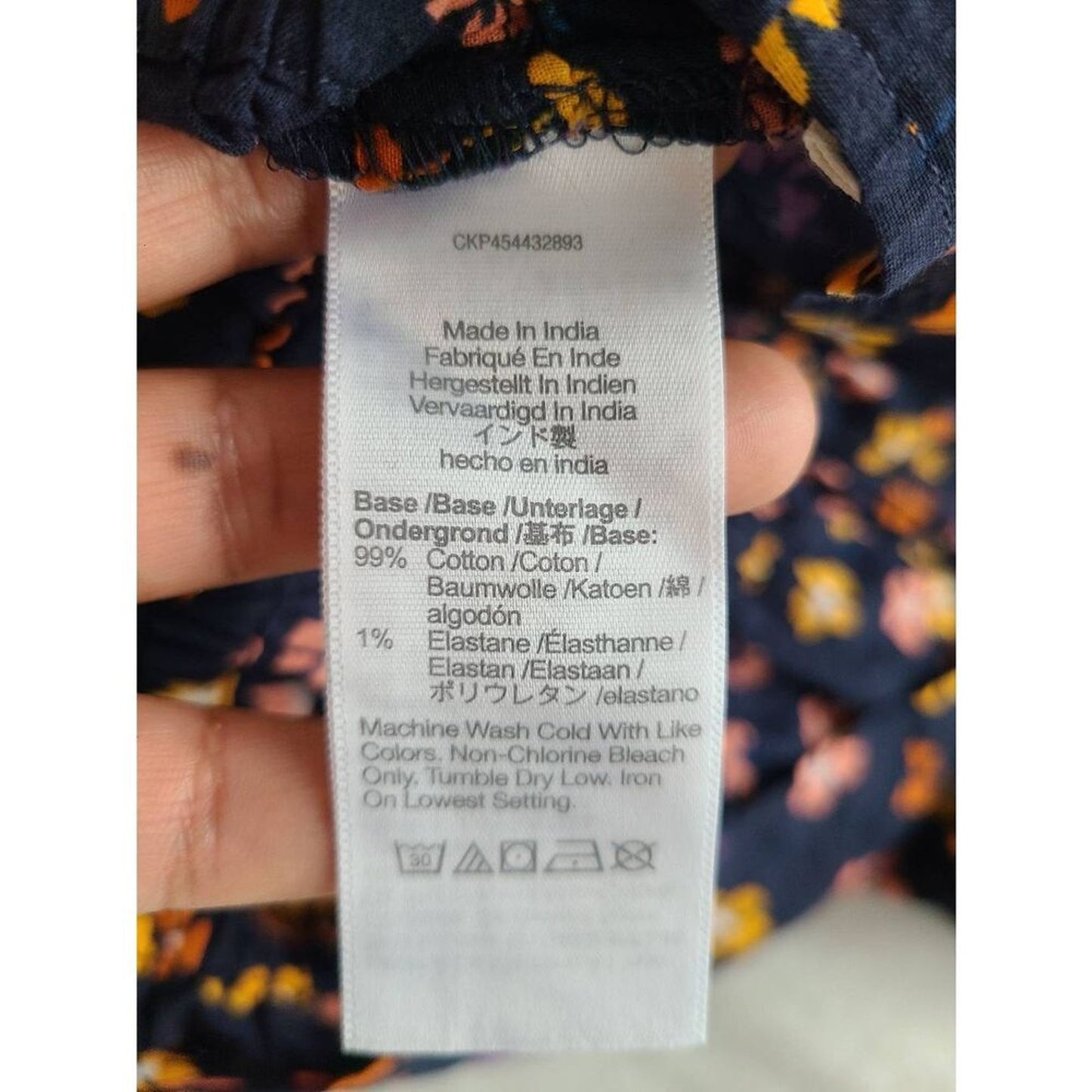 SIZE MEDIUM | Madewell Smocked Waist Crop Top