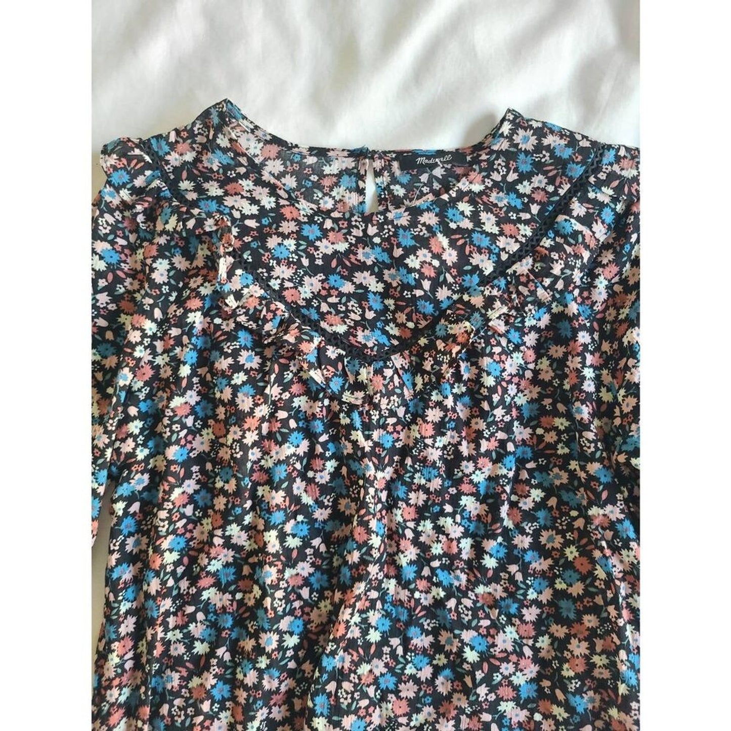 SIZE MEDIUM | Madewell Floral Top
