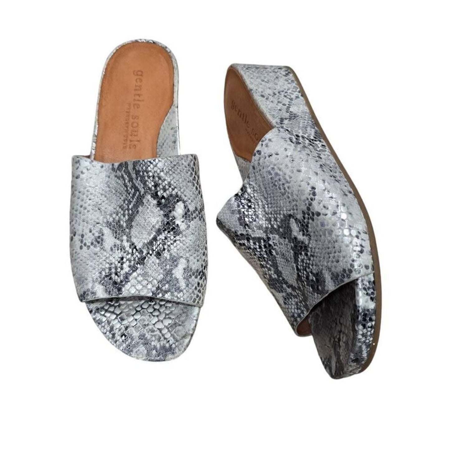 Gentle Souls by Kenneth Cole Size 9