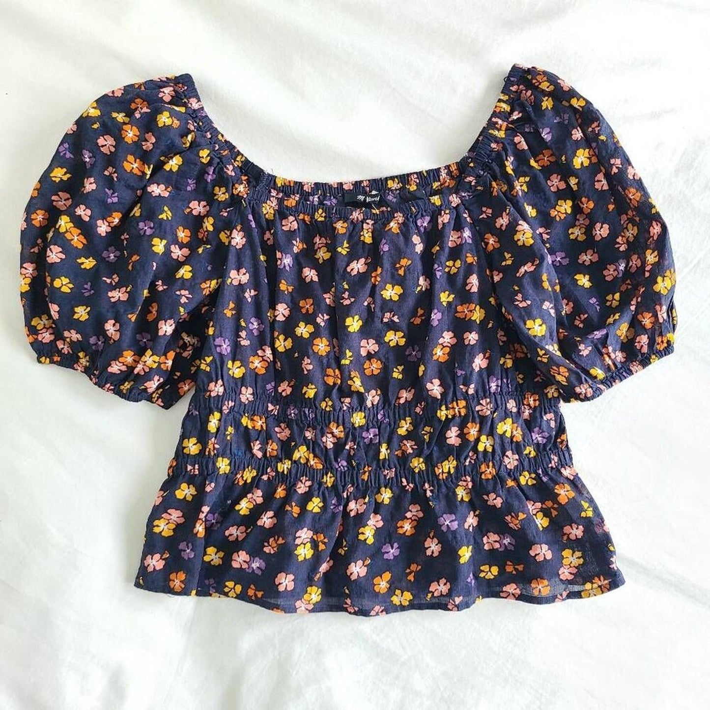 SIZE MEDIUM | Madewell Smocked Waist Crop Top