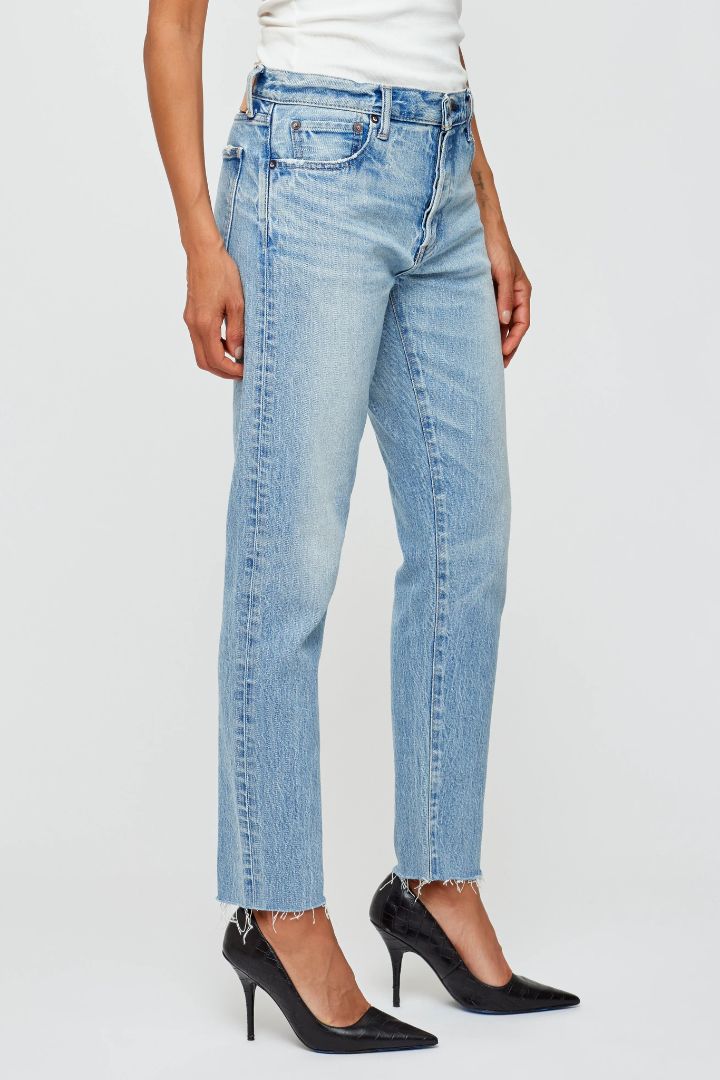 Moussy button fly raw hem jeans Size 26
